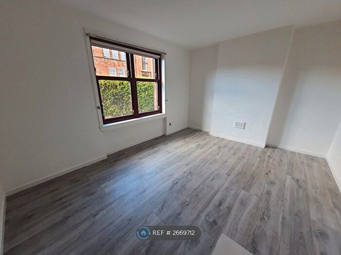 2 Bedroom Flat To Rent In Craigielea St, Glasgow, G31