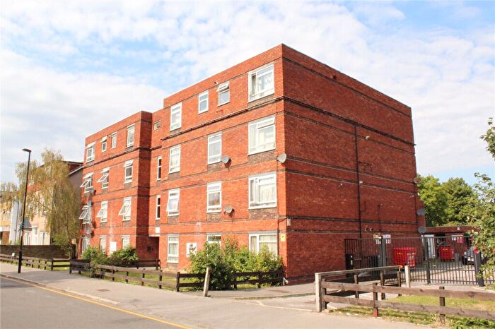 Apartment To Rent In Campbell Road, Croydon, Surrey, CR0