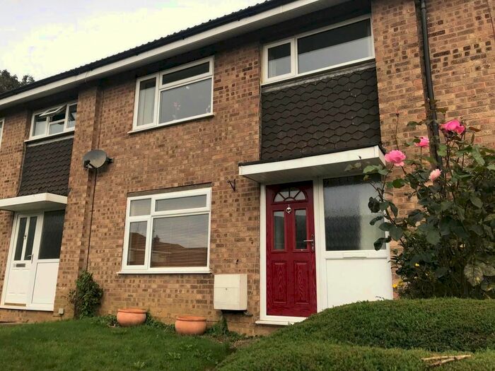2 Bedroom Property To Rent In Danesmoor, Banbury, OX16