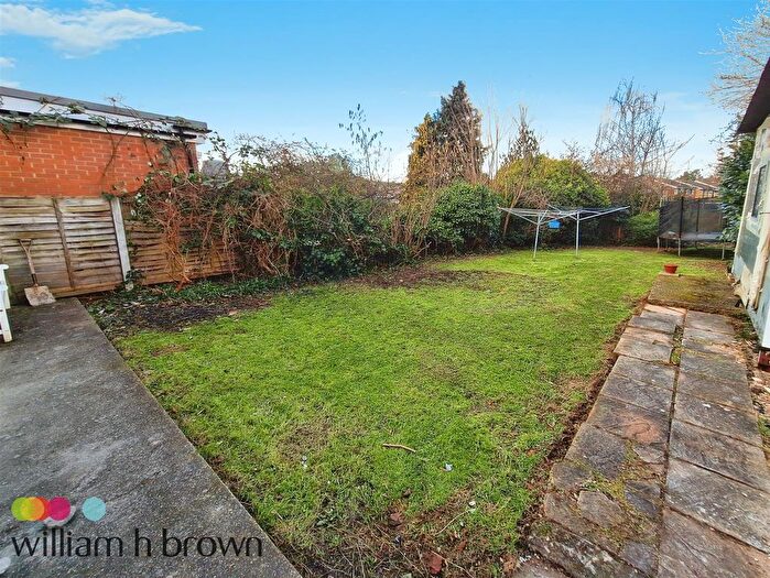 2 Bedroom Bungalow To Rent In Chadwell Road, Grays, RM17
