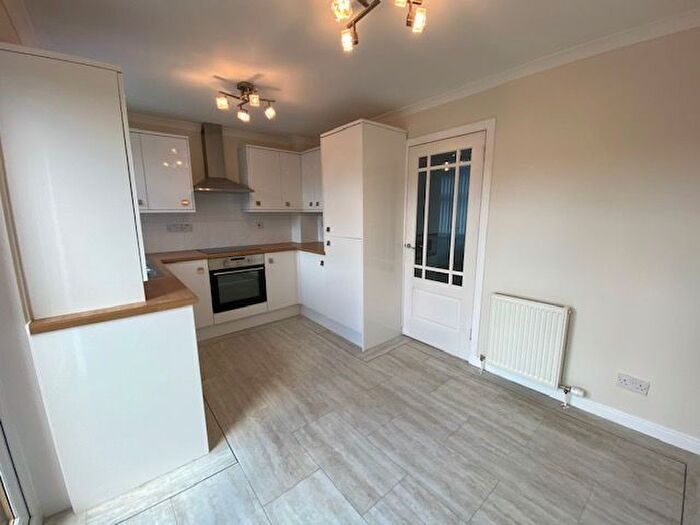 2 Bedroom Terraced House To Rent In Portland Place, Hamilton, ML3