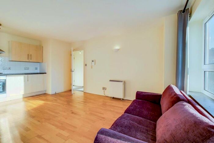 1 Bedroom Flat To Rent In The Vista Building, Woolwich, London, SE18