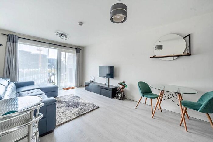 1 Bedroom Flat For Sale In Hargrave Drive, Harrow, Harrow, HA1