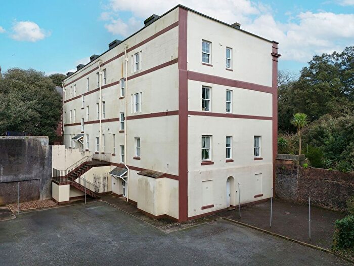 1 Bedroom Flat For Sale In St Marys Court, Berry Drive, Paignton, TQ3