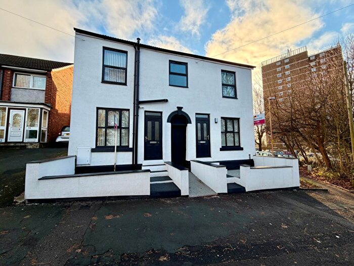 2 Bedroom Property To Rent In Grange Road, Dudley, DY1