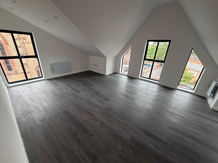 2 Bedroom Apartment To Rent In Sandstone House- Bed Flat, M14