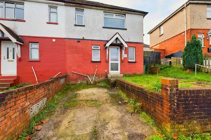 3 Bedroom Semi-Detached House To Rent In Bluebell Road, Southampton, Hampshire SO16