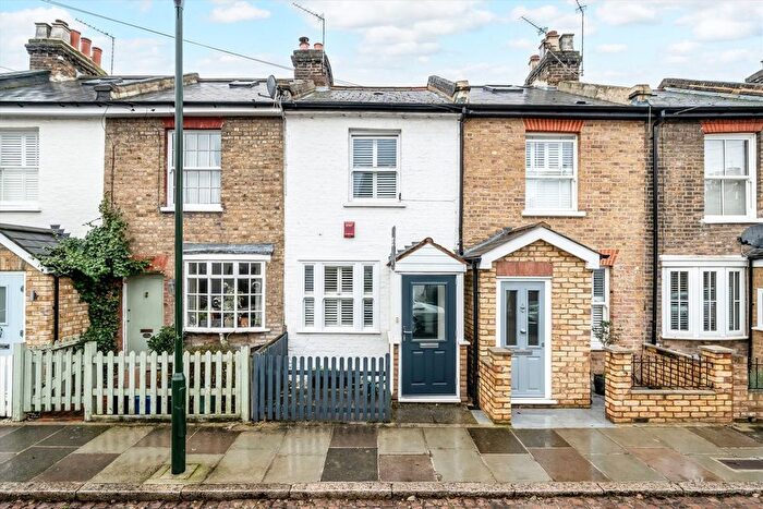 2 Bedroom Terraced House To Rent In Chestnut Road, Twickenham, TW2