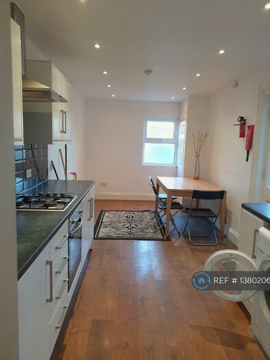 4 Bedroom Terraced House To Rent In Abbey Terrace, London, SE2