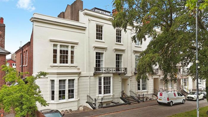 1 Bedroom Apartment For Sale In Warwick Place, Leamington Spa, CV32