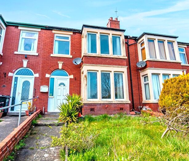 3 Bedroom Terraced House For Sale In Kingscote Drive, Blackpool, FY3