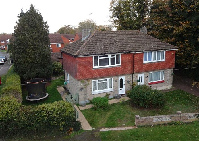 3 Bedroom Semi Detached House For Sale In Park Road North, Houghton Regis, Dunstable, Bedfordshire, LU5