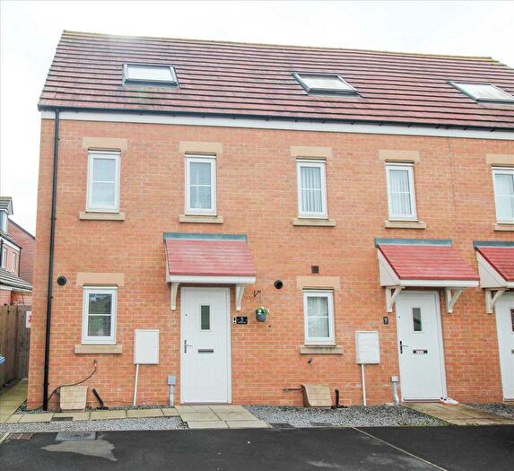 3 Bedroom Town House For Sale In Swinburne Street, Crofton Grange, Blyth, NE24