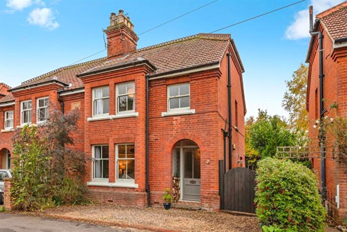 3 Bedroom Character Property For Sale In Oakfield Road, Aylsham, Norwich, NR11