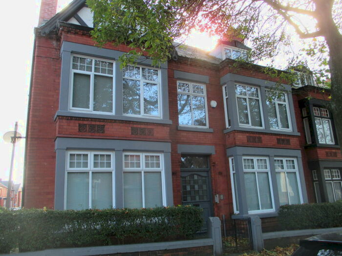 2 Bedroom Apartment To Rent In Heathfield Road, L15