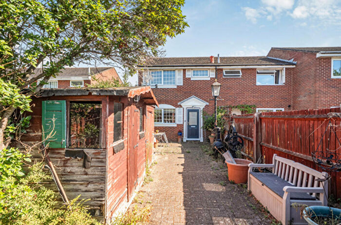3 Bedroom End Of Terrace House For Sale In Janaway Gardens, St Denys, Southampton, Hampshire, SO17