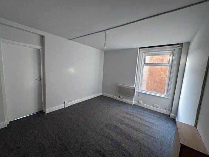 1 Bedroom Flat To Rent In Promenade, Blackpool, FY1