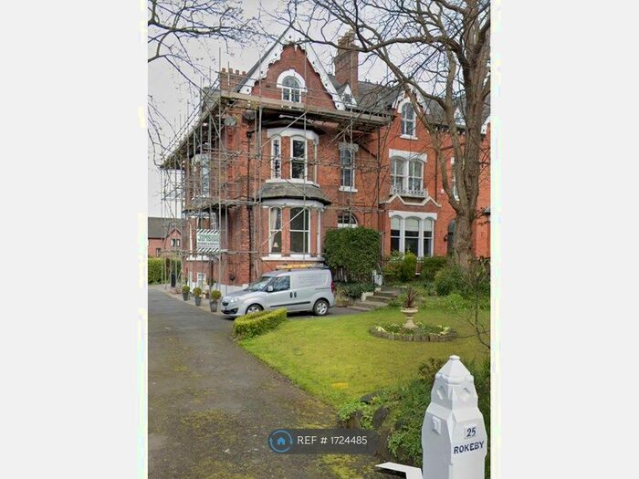 3 Bedroom Flat To Rent In Stafford Road, Manchester, M30