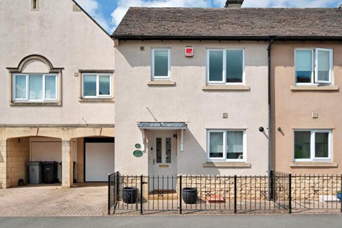 4 Bedroom Terraced House For Sale In Gresley Drive, Stamford, PE9