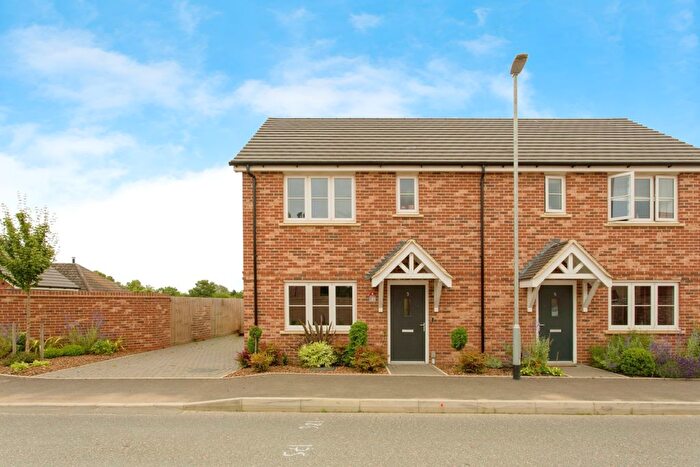 2 Bedroom Property To Rent In Howells Way, Hardwick, Cambridge, CB23