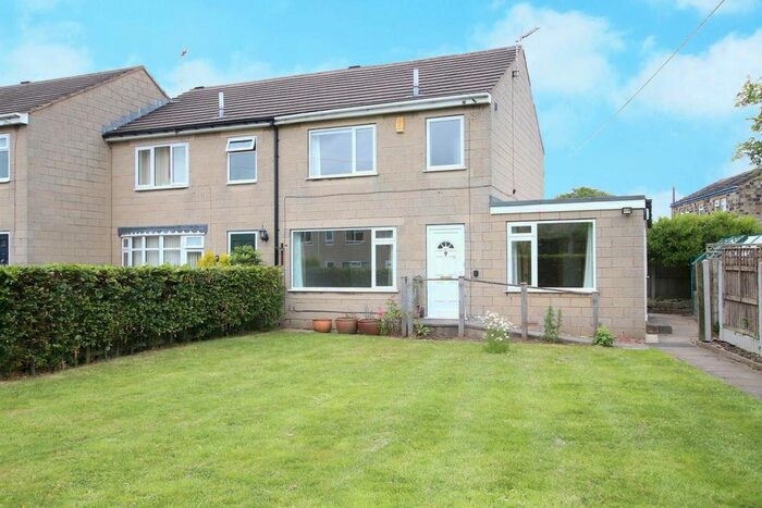 4 Bedroom Town House To Rent In Church Gate, Horsforth, Leeds LS18