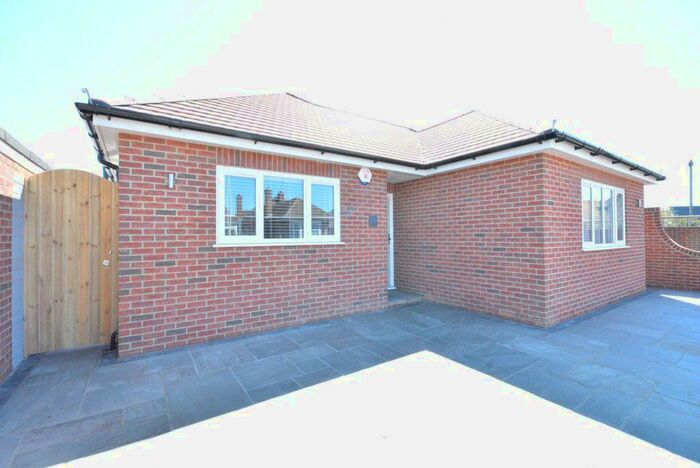 2 Bedroom Bungalow To Rent In Coxes Avenue, Ramsgate, CT12