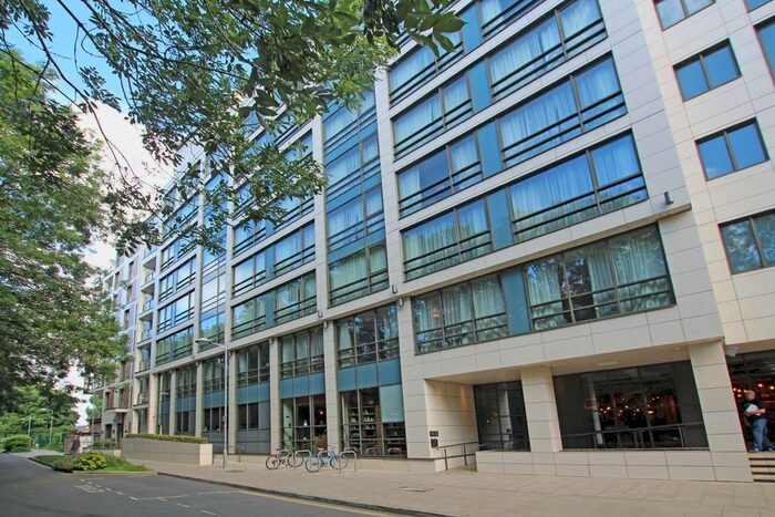 1 Bedroom Flat To Rent In Downhall Road, Kingston Upon Thames, KT2