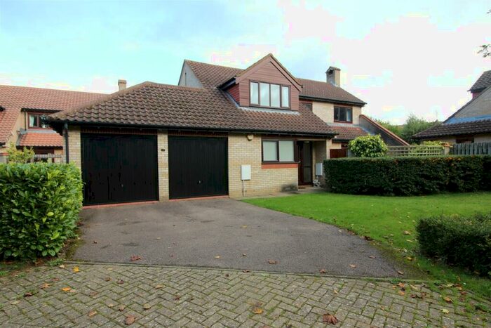4 Bedroom House To Rent In Daubeney Gate, Shenley Church End, Milton Keynes, MK5