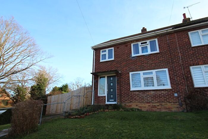 3 Bedroom Semi Detached House For Sale In Hunt Road, Tonbridge, TN10