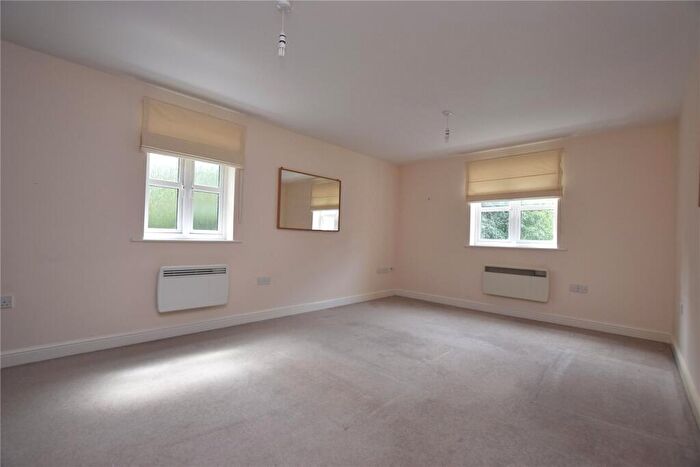 2 Bedroom Apartment To Rent In Montgomery Avenue, Far Headingley, Leeds, LS16