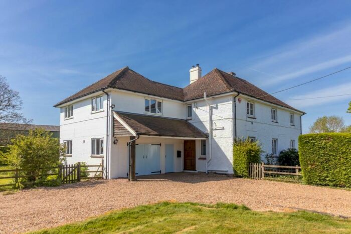 5 Bedroom Farm House To Rent In Hattingley, Medstead, GU34