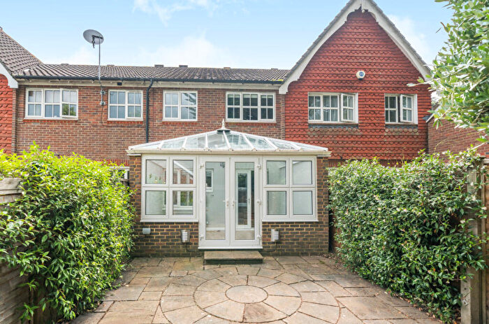 3 Bedroom Terraced House For Sale In Royal Close, Farnborough, Orpington, Kent, BR6