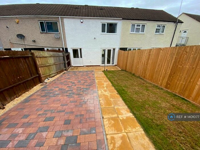 4 Bedroom Terraced House To Rent In Teme Road, Halesowen, B63