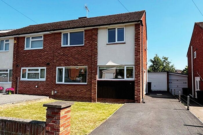 3 Bedroom Semi-detached House To Rent In Pilley Road, Hereford, HR1