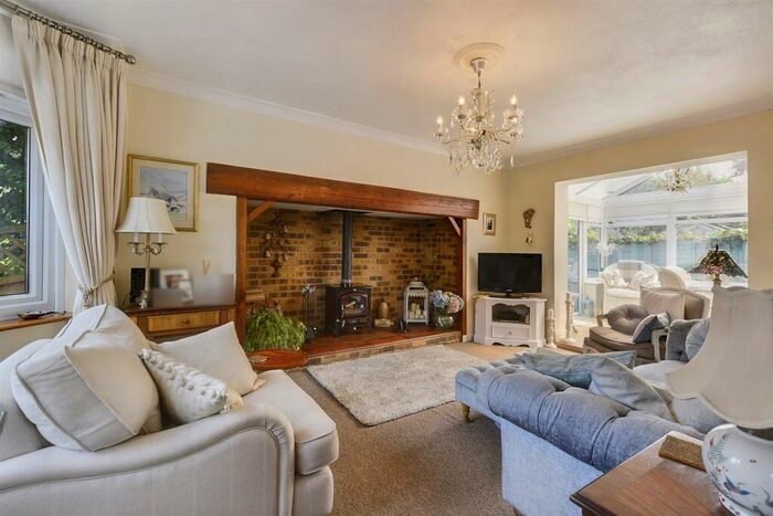 3 Bedroom Detached House For Sale In College Street, Long Eaton, NG10