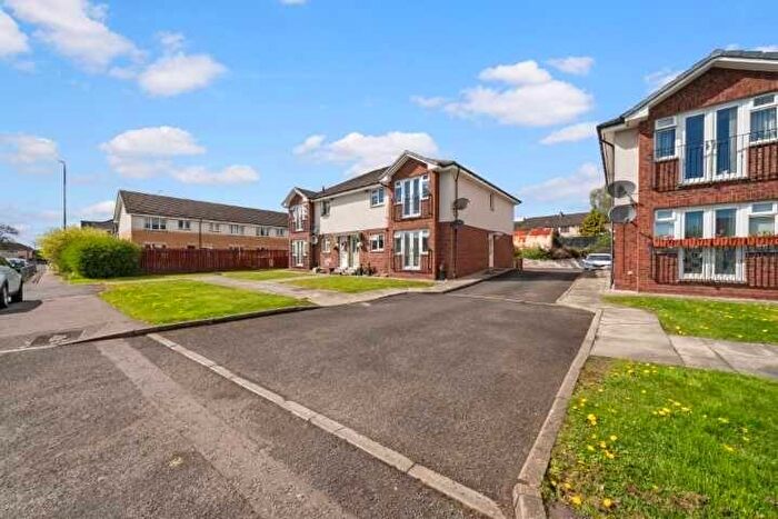 2 Bedroom Flat For Sale In Springboig Avenue, Glasgow, G32