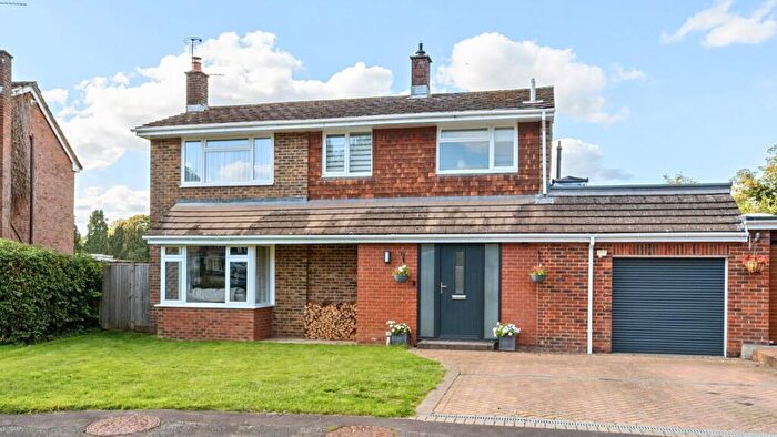 3 Bedroom Detached House For Sale In St. Michaels Close, North Waltham, Basingstoke, Hampshire, RG25