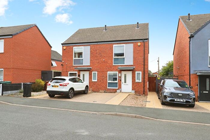 2 Bedroom Semi-Detached House For Sale In Hemlock Way, Bilston, WV14