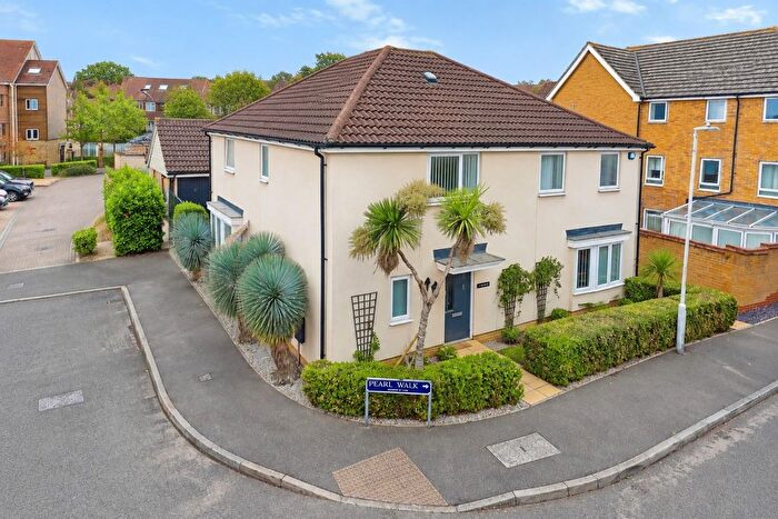 4 Bedroom Detached House For Sale In Spinel Close, Sittingbourne, ME10