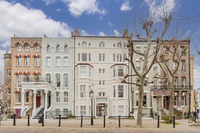 1 Bedroom Flat To Rent In Chalcot Square, Primrose Hill, NW1
