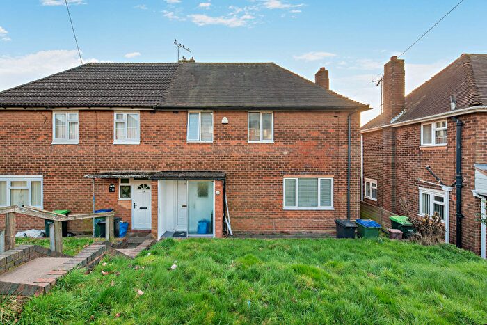 3 Bedroom Semi Detached House For Sale In Harvest Road, Rowley Regis, B65