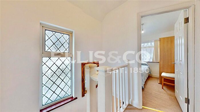 3 Bedroom End Of Terrace House For Sale In Park View, Wembley, HA9