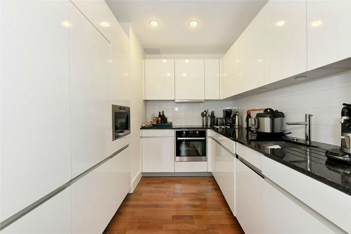 1 Bedroom Flat To Rent In Weymouth Street, Marylebone, London, W1W