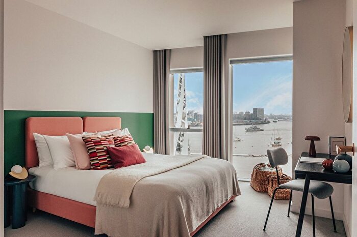 1 Bedroom Flat For Sale In Greenwich Peninsula, River Way, SE10