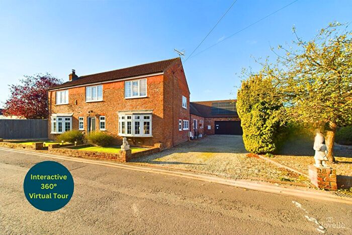 5 Bedroom Detached House For Sale In North End, Goxhill, North Lincolnshire, DN19
