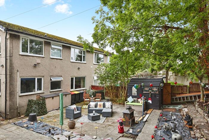 2 Bedroom Flat For Sale In York Place, Morecambe, Lancashire, LA4