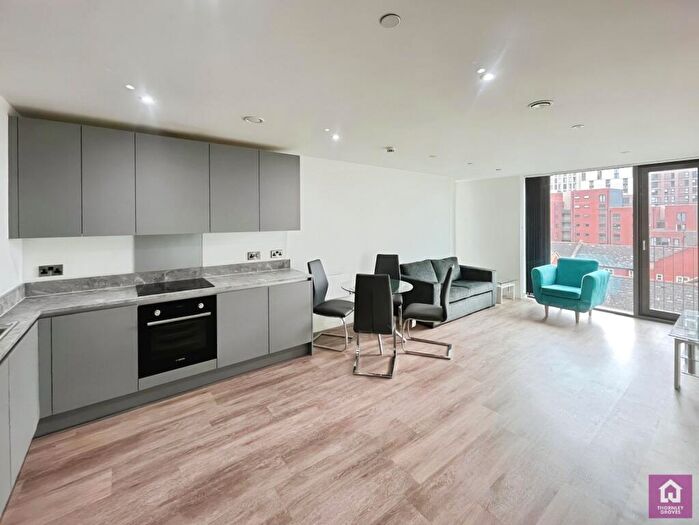 2 Bedroom Flat To Rent In Oxygen Tower, Store Street, Manchester, M1