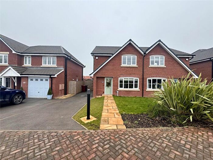 3 Bedroom Semi-Detached House For Sale In Sutherland Farm View, Bolsover, Chesterfield, Derbyshire, S44