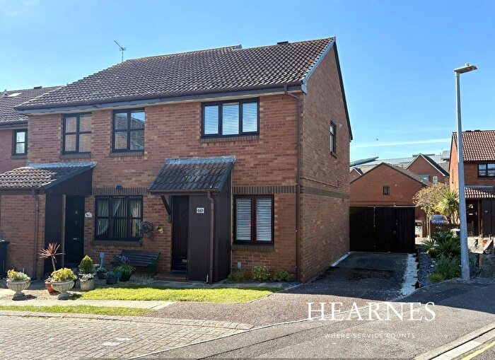2 Bedroom Terraced House For Sale In Waldren Close, Baiter Park, Poole, BH15
