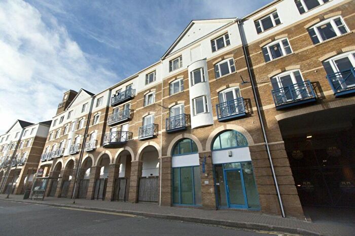 1 Bedroom Apartment To Rent In King And Queen Wharf, Rotherhithe, SE16